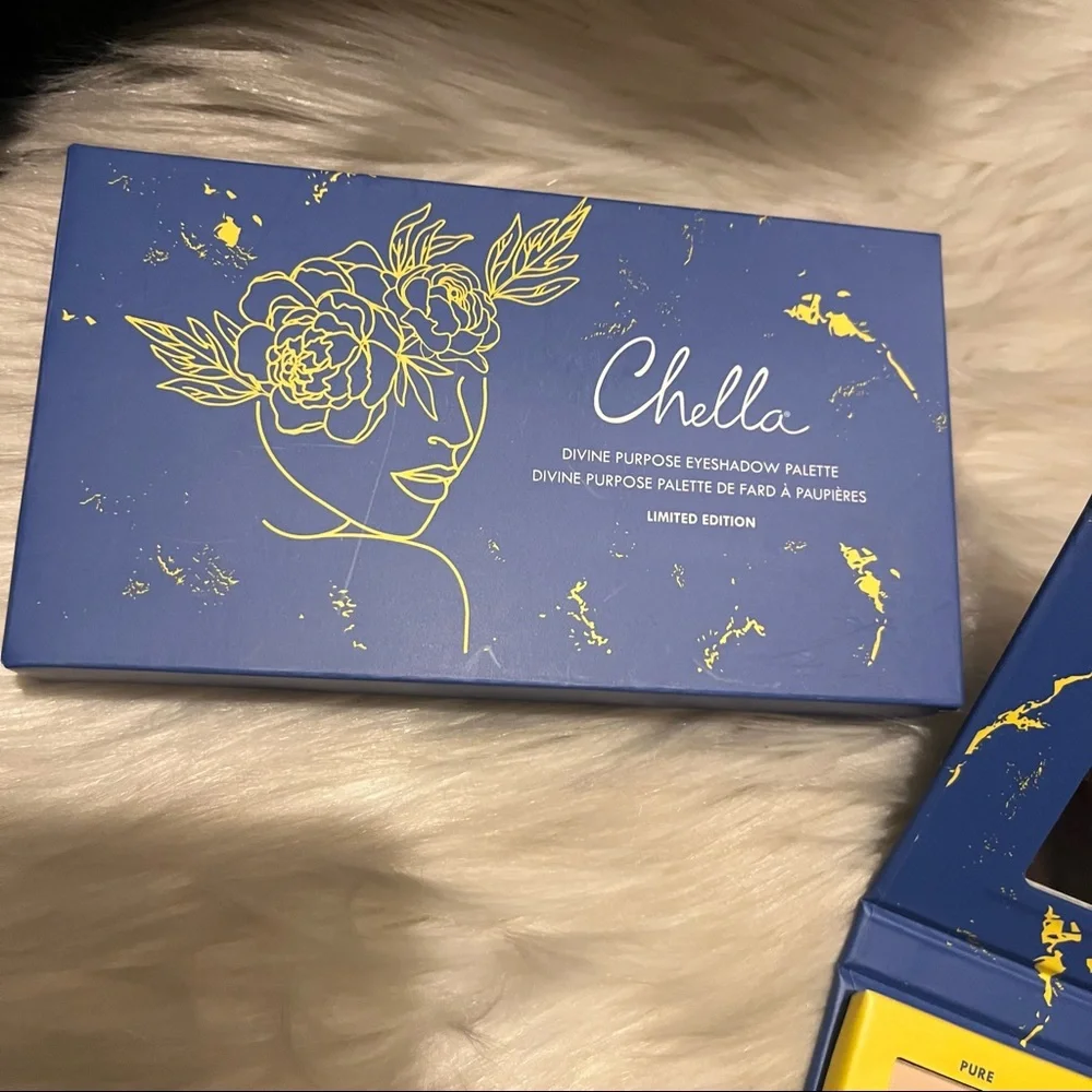 Chella Eyeshadow palette